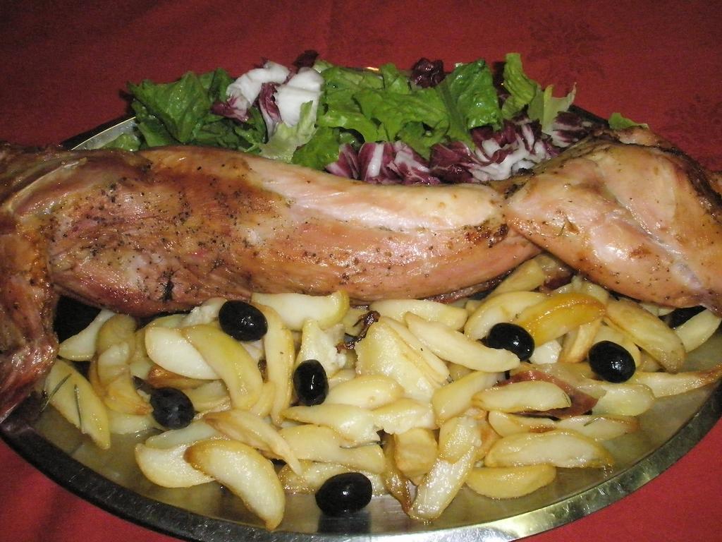 Albergo Ristorante Montecucco Da Tobia Sigillo ภายนอก รูปภาพ